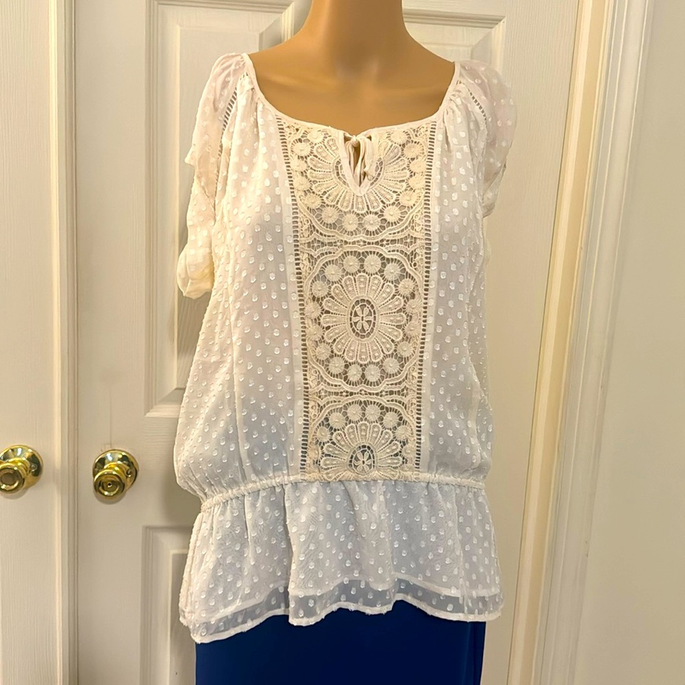 Cream Summer Top Size Medium